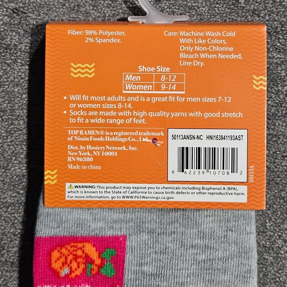 Nissin Top Ramen Crew Socks Mens Grey Multicolor Food Novelty One‎ Size NWT